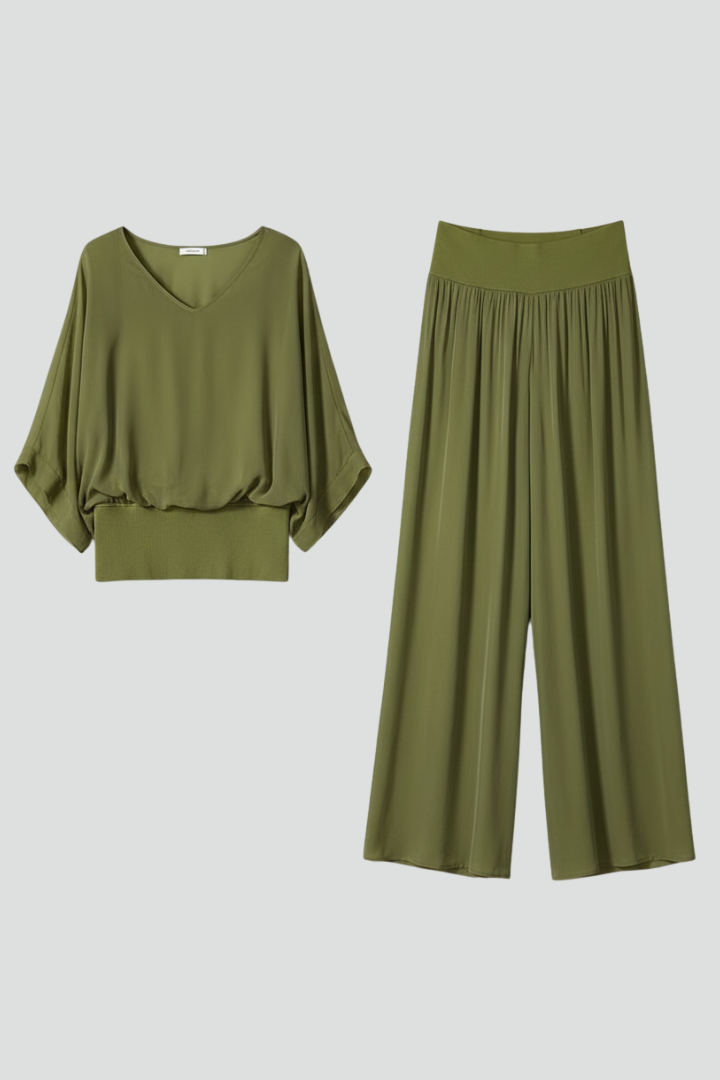 Women's elegant chiffon two-piece set with flowy wide-leg pants, perfect for summer fashion & comfort.