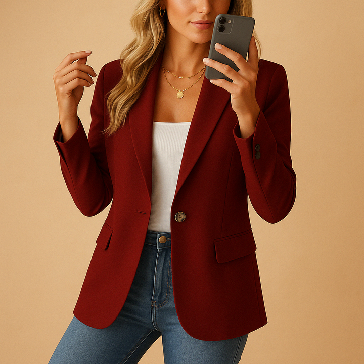 Lightweight women's fitted tailored blazer, comfortable & chic summer professional attire. Great for workwear & office fashion.