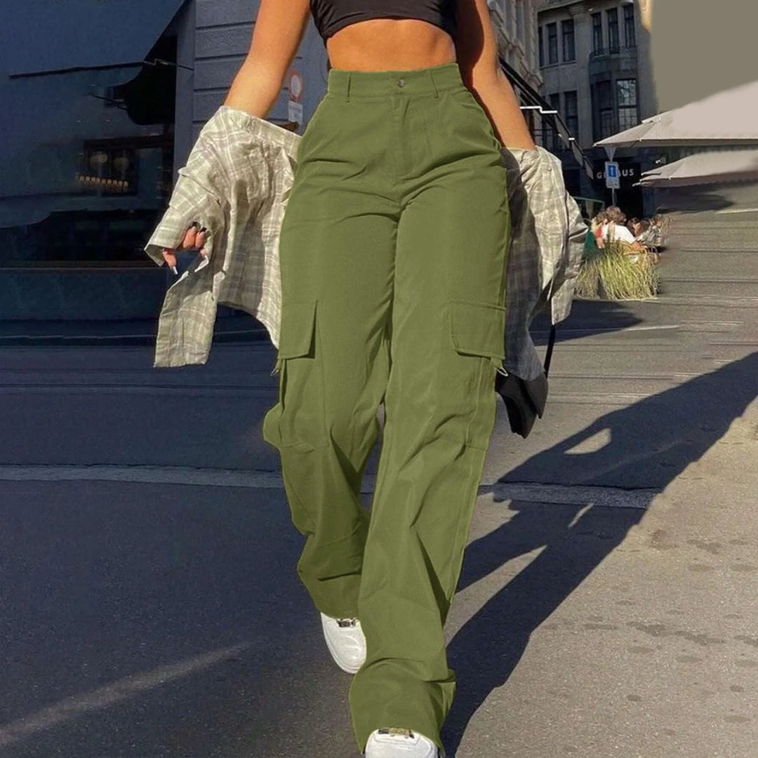 Trendy women's high-waist relaxed fit cargo trousers, multi-pocket design for streetwear style.