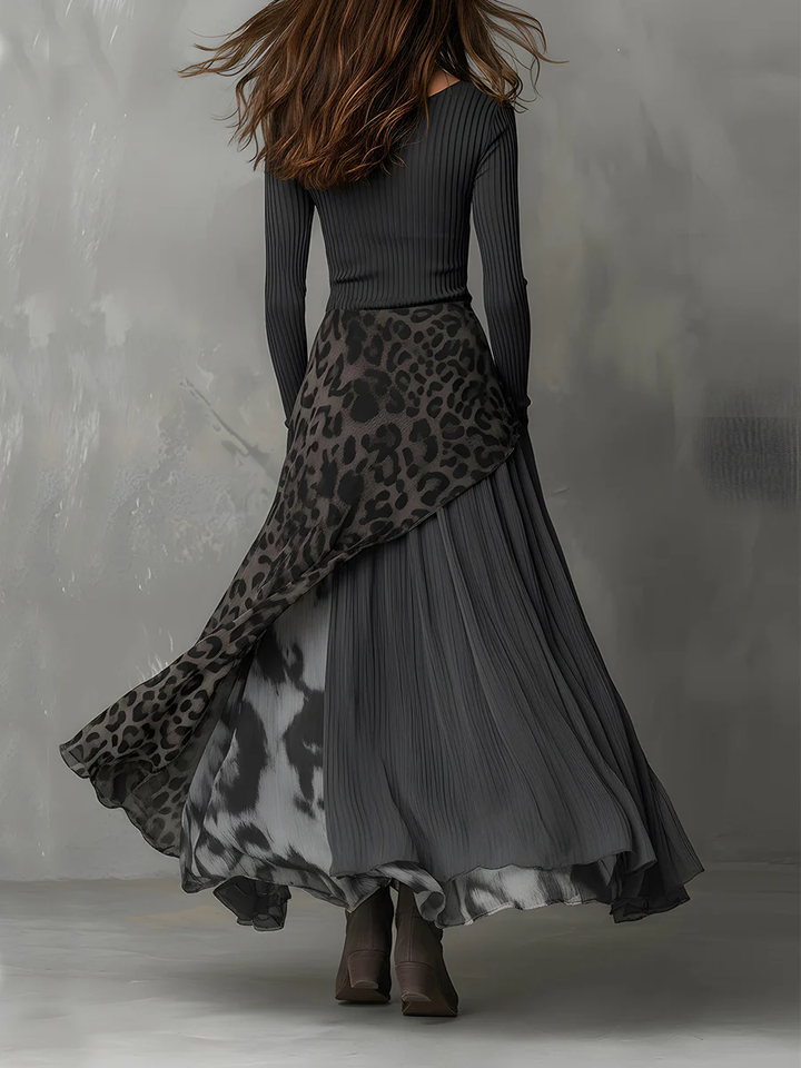 Women's elegant striped maxi dress, a long flowy casual dress for a chic, comfortable look. Perfect for summer.
