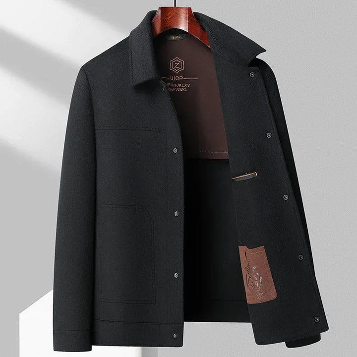Versatile men's classic jacket, suitable for both formal and casual outfits, offering elegant outerwear.