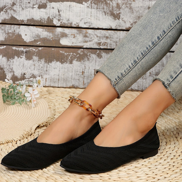 Stylish women's square toe flats, comfortable and chic for daily wear. Slip-on ladies footwear for fashion.