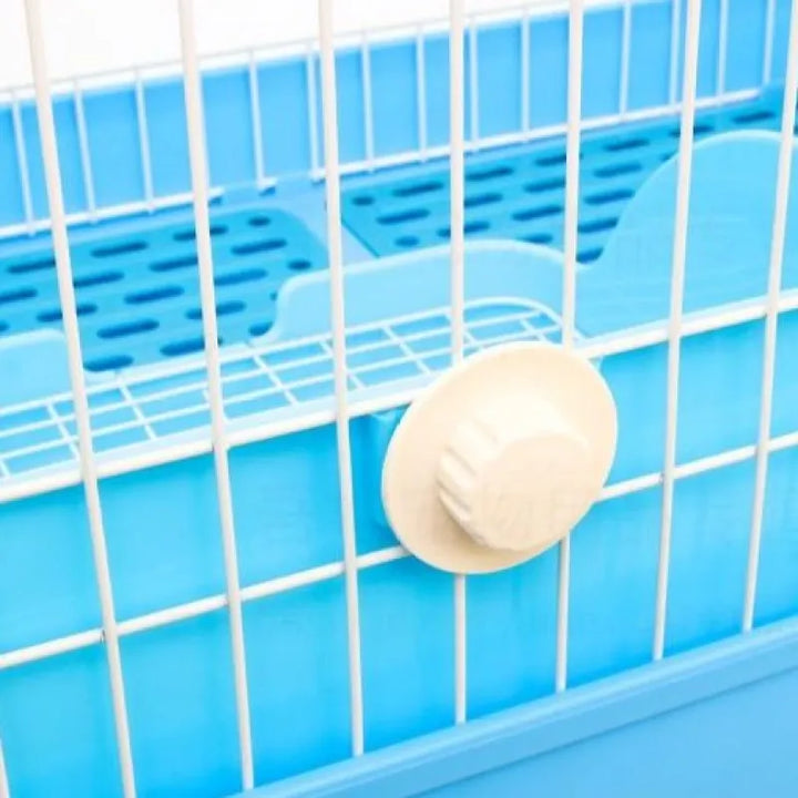 Pet hygiene solution: Ventilated cat litter tray for odor control, durable & simple to clean.