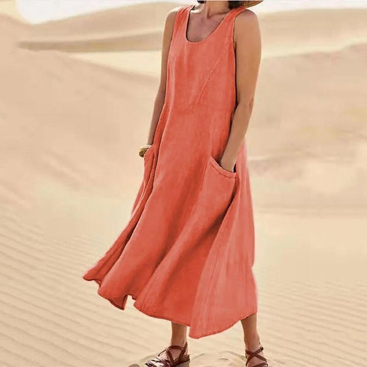 Spring/Summer women's sleeveless dress, comfortable and loose fit; perfect for casual elegance.
