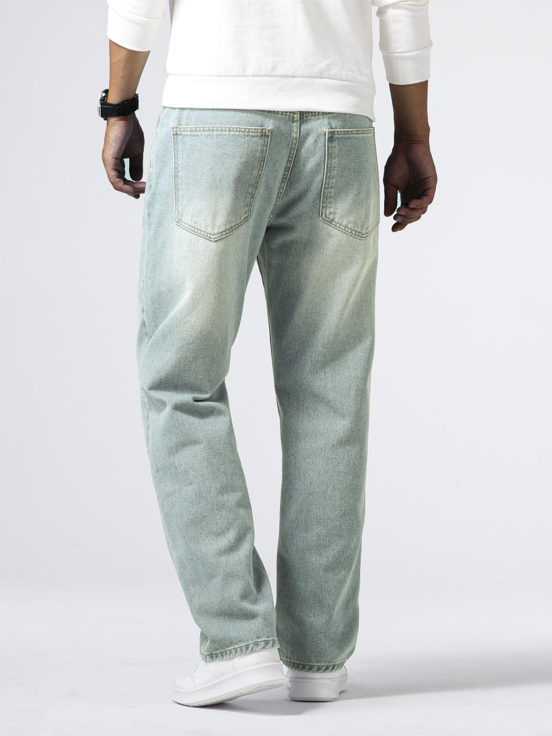 Stylish men's straight leg jeans, classic washed denim bottom for versatile everyday fashion.