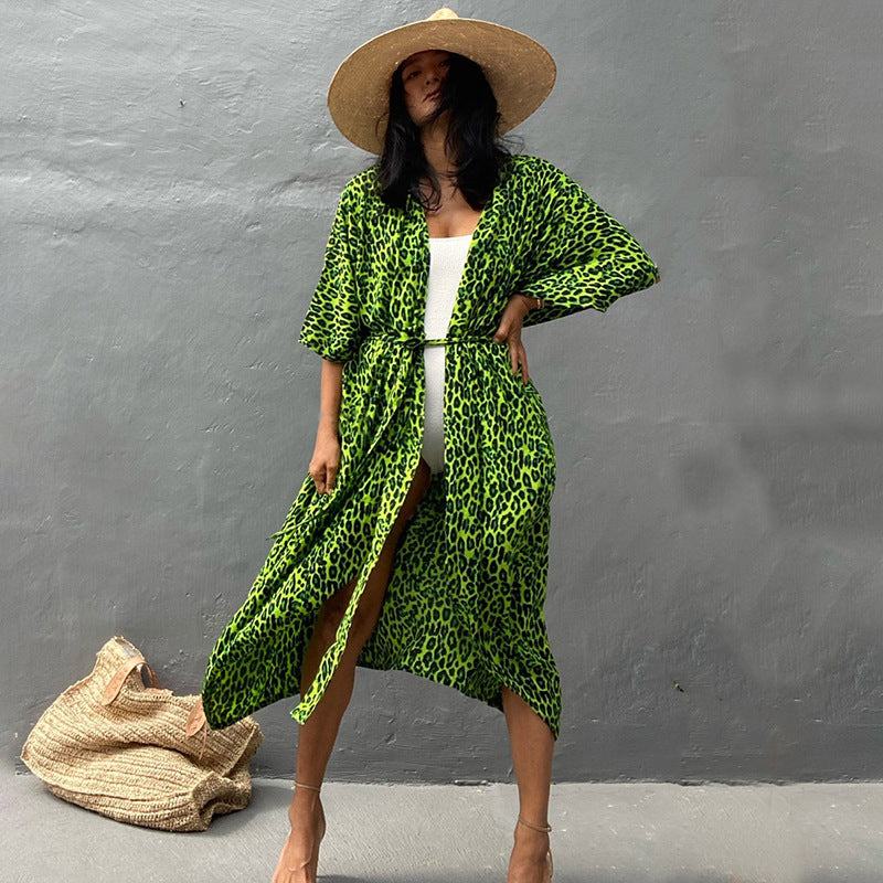 Elegant one-size beach cover up, women's resort wear with sun protection for sunny days.