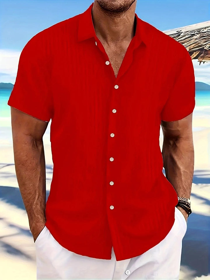 Breathable men's short sleeve summer top, a stylish and comfortable wardrobe essential for versatile everyday wear.