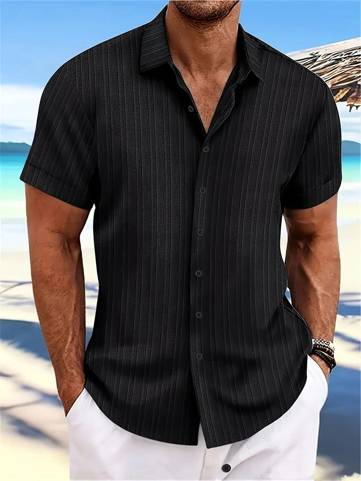 Stylish men's breathable short sleeve summer shirt for casual everyday comfort and versatile wear.