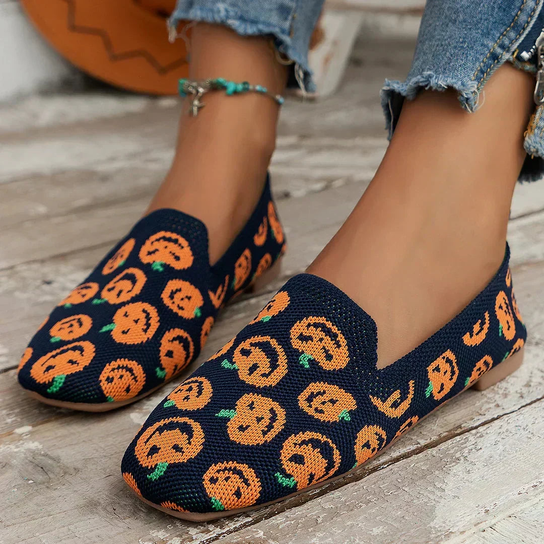 Women's elegant comfort shoes, orthopedic support for walking, featuring arch support and slip resistance.