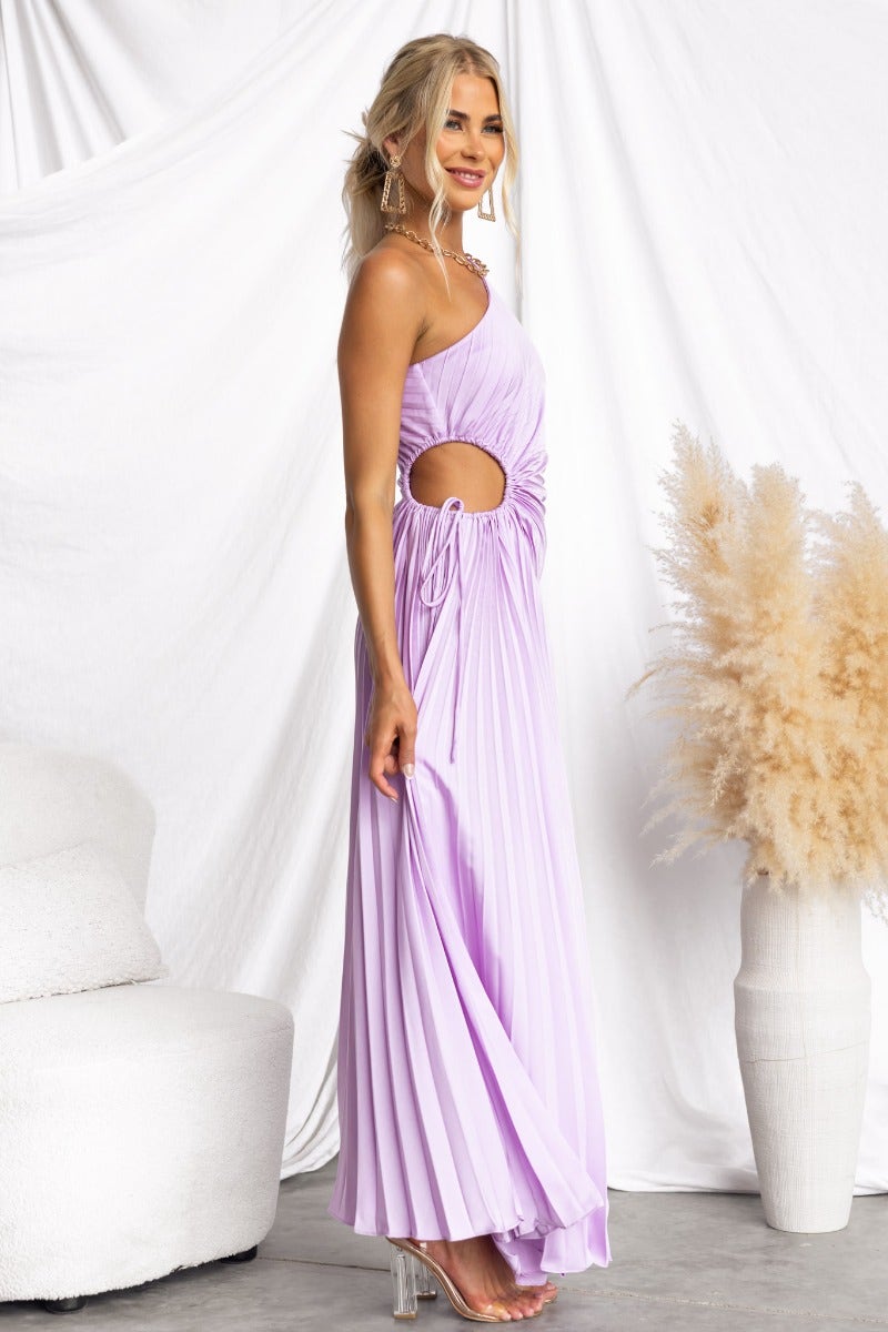 Purple elegant one-shoulder evening dress for women, a long maxi style with a trendy cut-out detail.