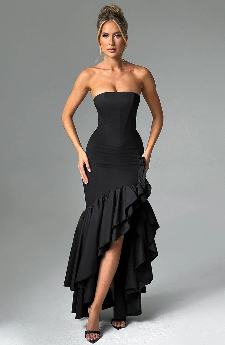 Stylish women's sleeveless maxi dress with charming ruffles & a chic leg slit for wedding guests.