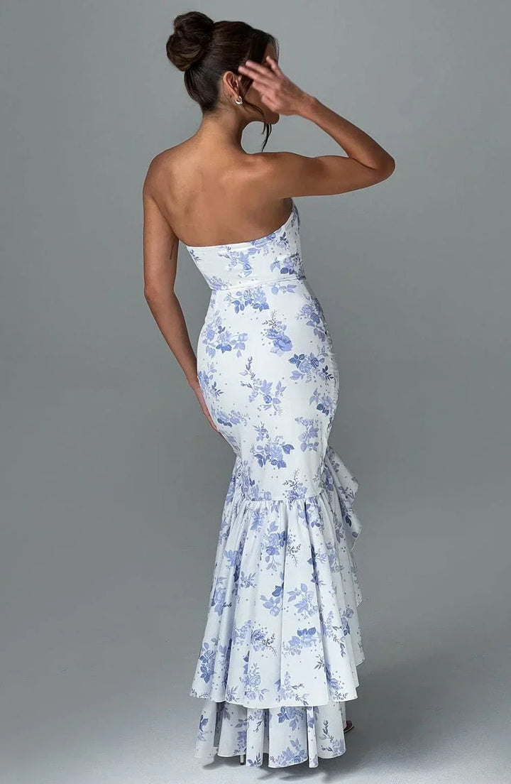 Sophisticated sleeveless ruffle maxi dress for women, ideal as an elegant party or summer dress.