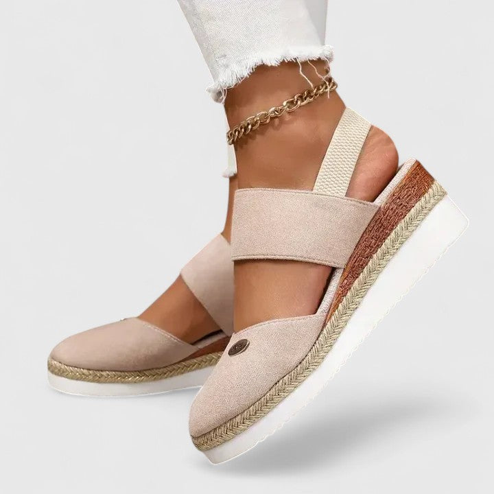 Women's orthopaedic sandals offering superior arch support & cushioning for ultimate foot comfort.
