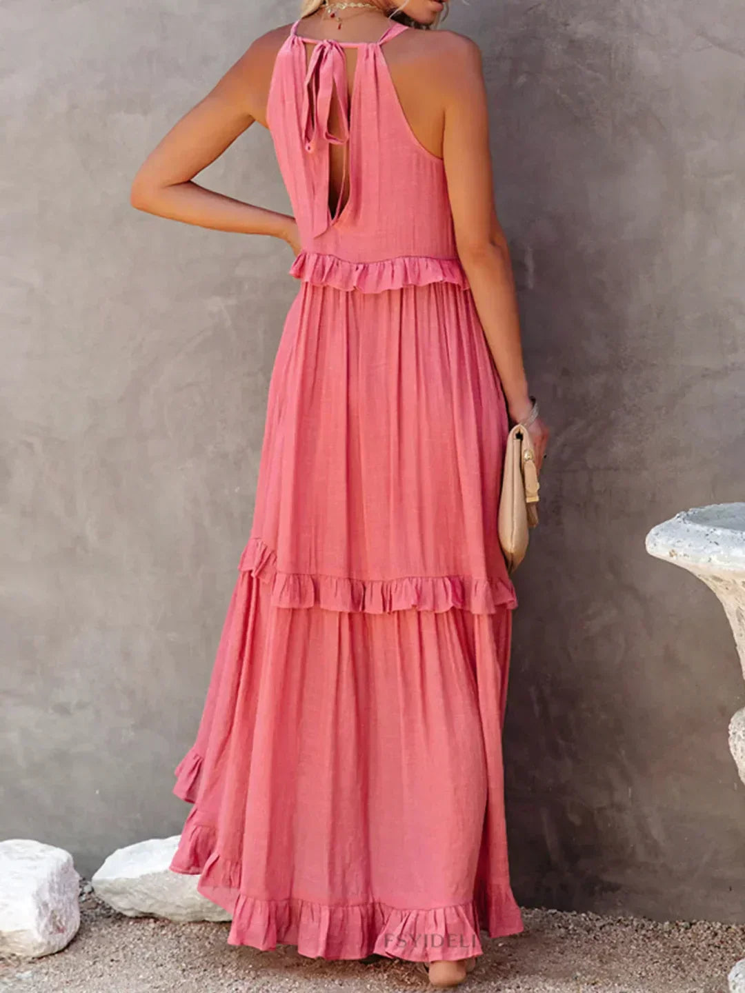 Summer casual halterneck maxi dress, with ruffles & functional pockets, flowy fit.