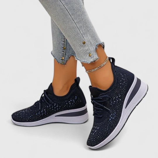 Women's orthopaedic comfort sneakers. Ideal for walking, arch support, and foot pain relief.