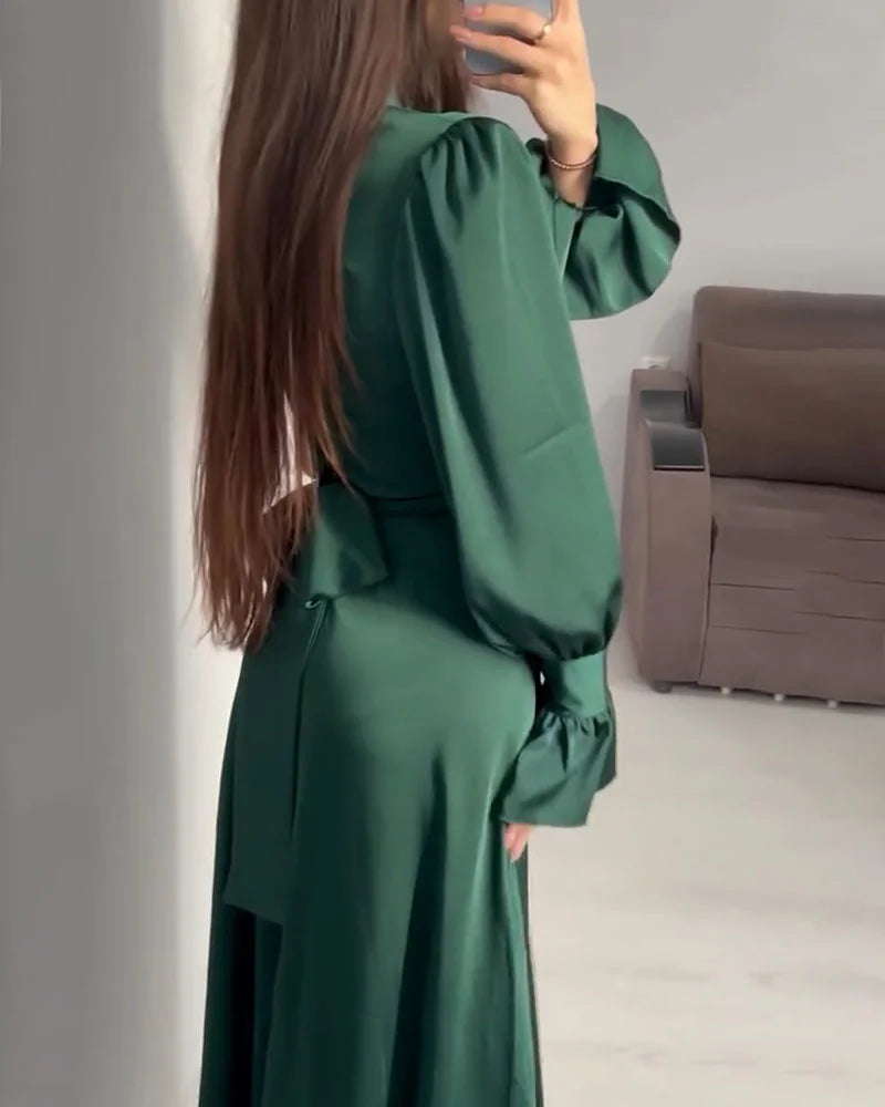 Stylish women's winter maxi dress with long sleeves, an elegant choice for formal events & special occasions.