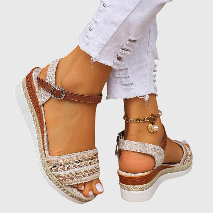 Comfortable women's orthopedic sandals. Summer arch support flat sandals with adjustable straps for daily wear.