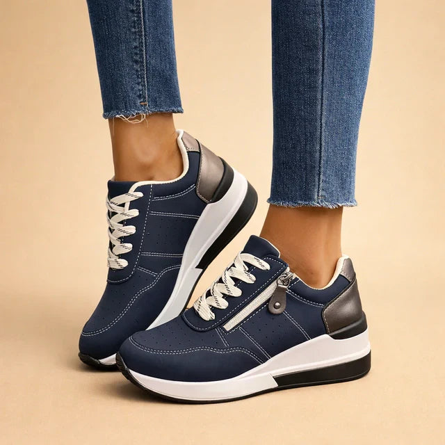Cushioned women's sneakers, perfect for all-day comfort, casual walks, and everyday wear.