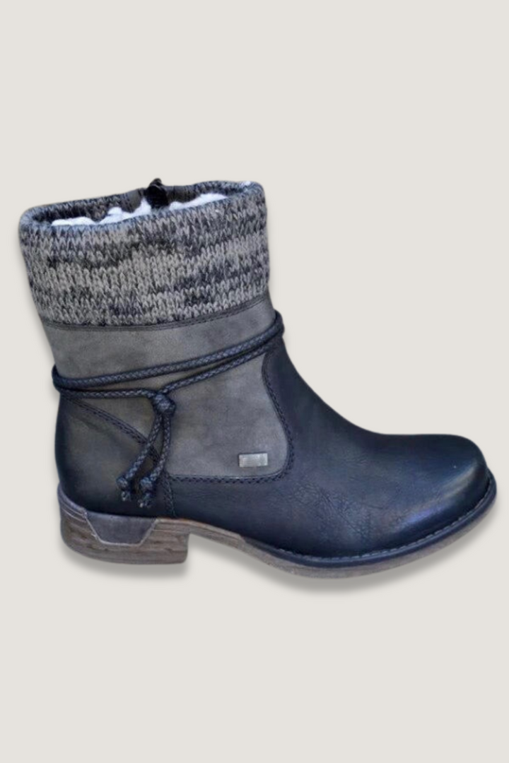 Women's warm orthopedic comfort boots, perfect for winter. Cozy, supportive footwear for everyday style and foot support.