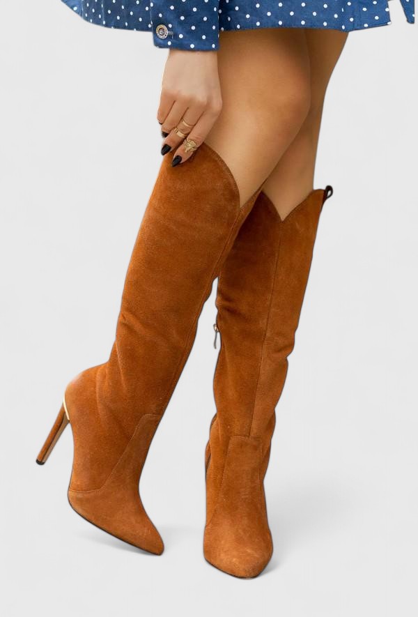Stylish women's ankle boots, ergonomically designed for orthopedic comfort. Elegant and perfect for daily fashion.