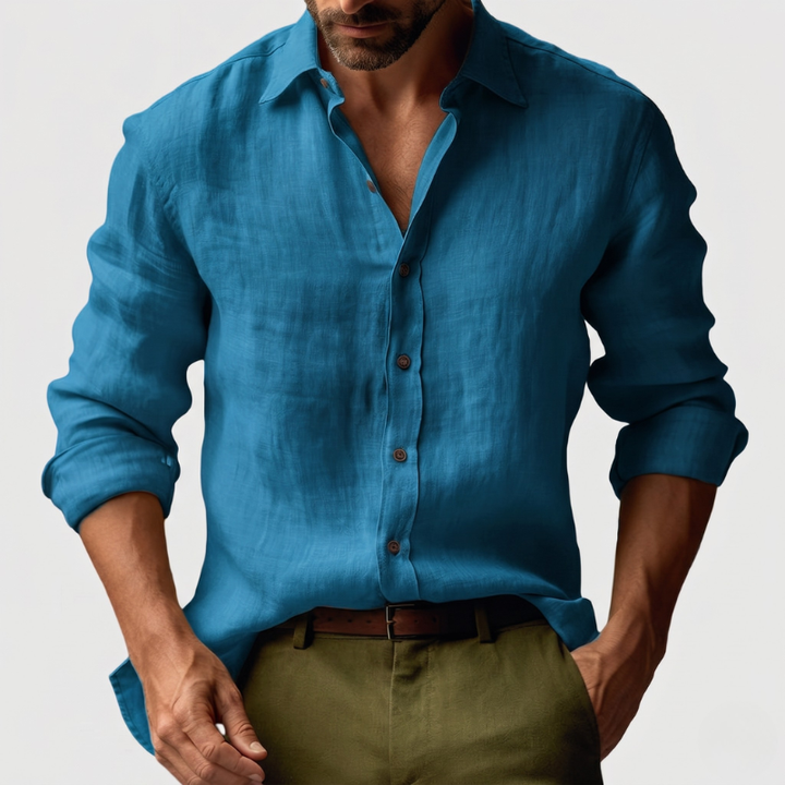 Essential men's long sleeve button-down shirt, classic style for everyday and smart casual outfits.