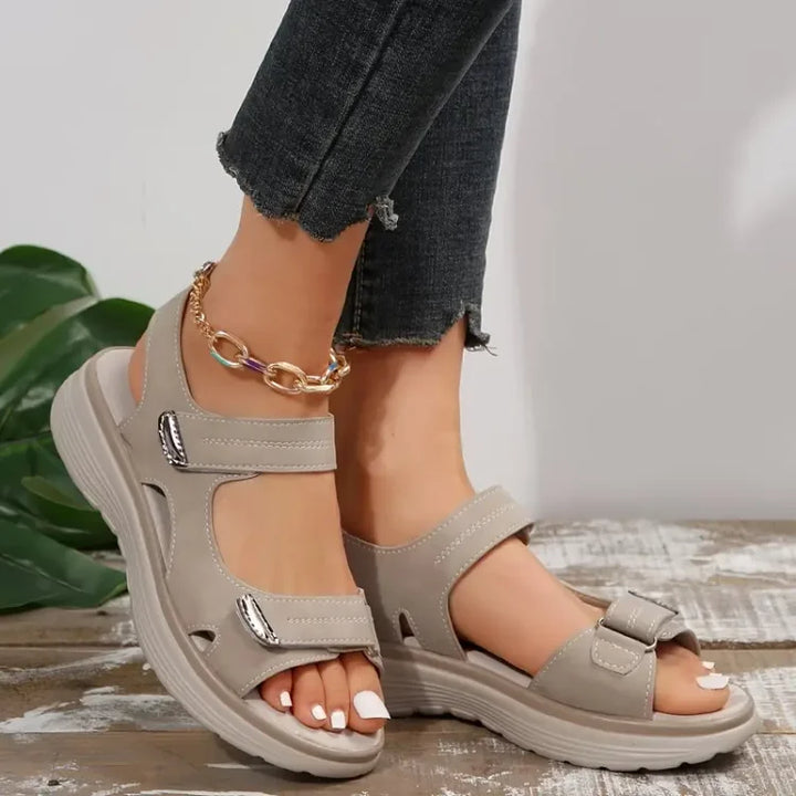 Summer women's orthopaedic sandals, adjustable straps ensure a secure, comfortable fit.
