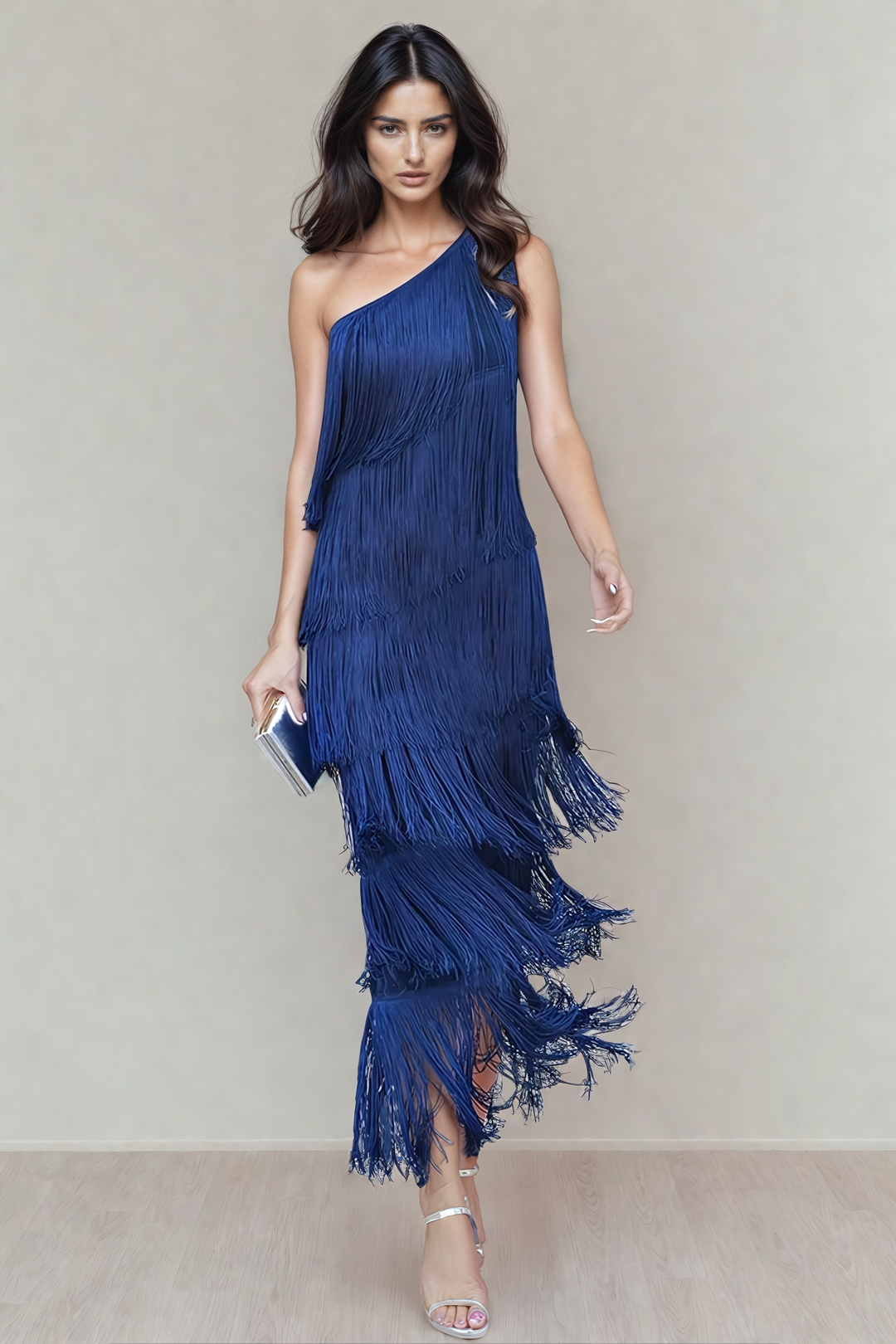 Stylish women's maxi dress featuring a comfortable dropped shoulder design and flowing silhouette.