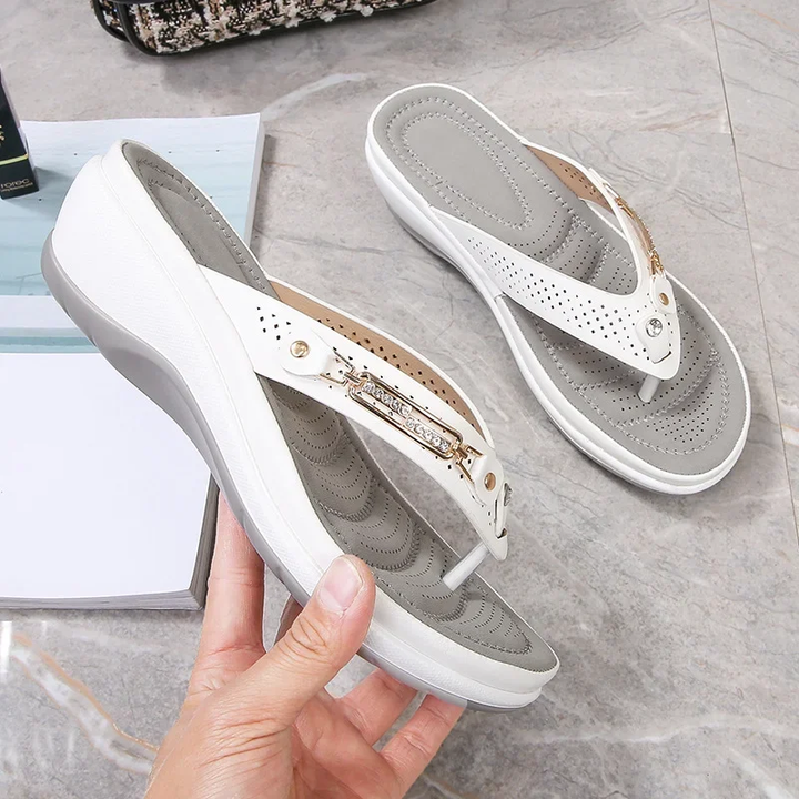 Women's softly padded orthopedic comfort sandals, perfect for everyday wear and foot support.