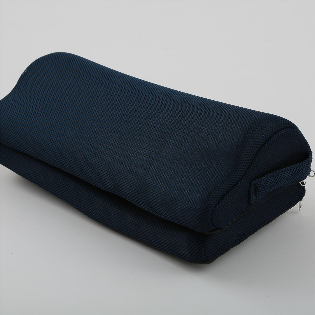 Ergonomic footrest offering relaxation & support, perfect for alleviating leg fatigue at your desk.