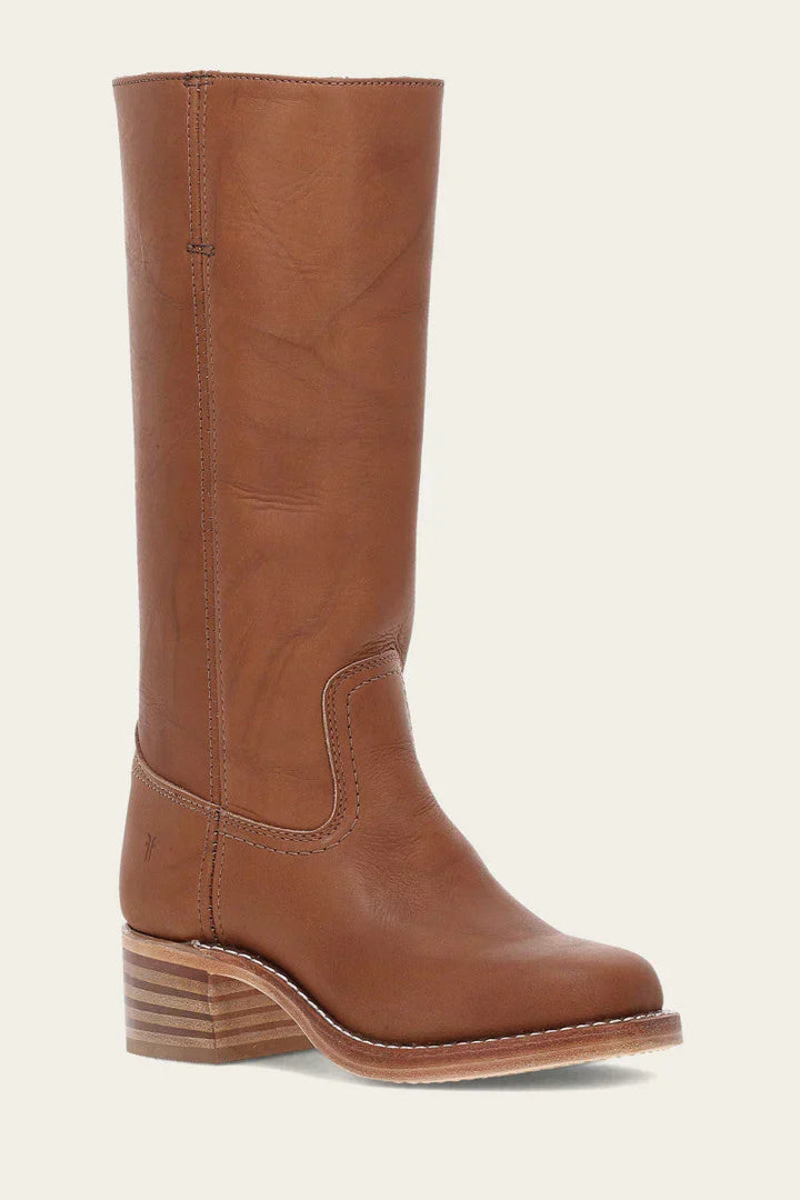 Fashionable women's classic western boots, pointed toe, comfortable for versatile casual outfits.