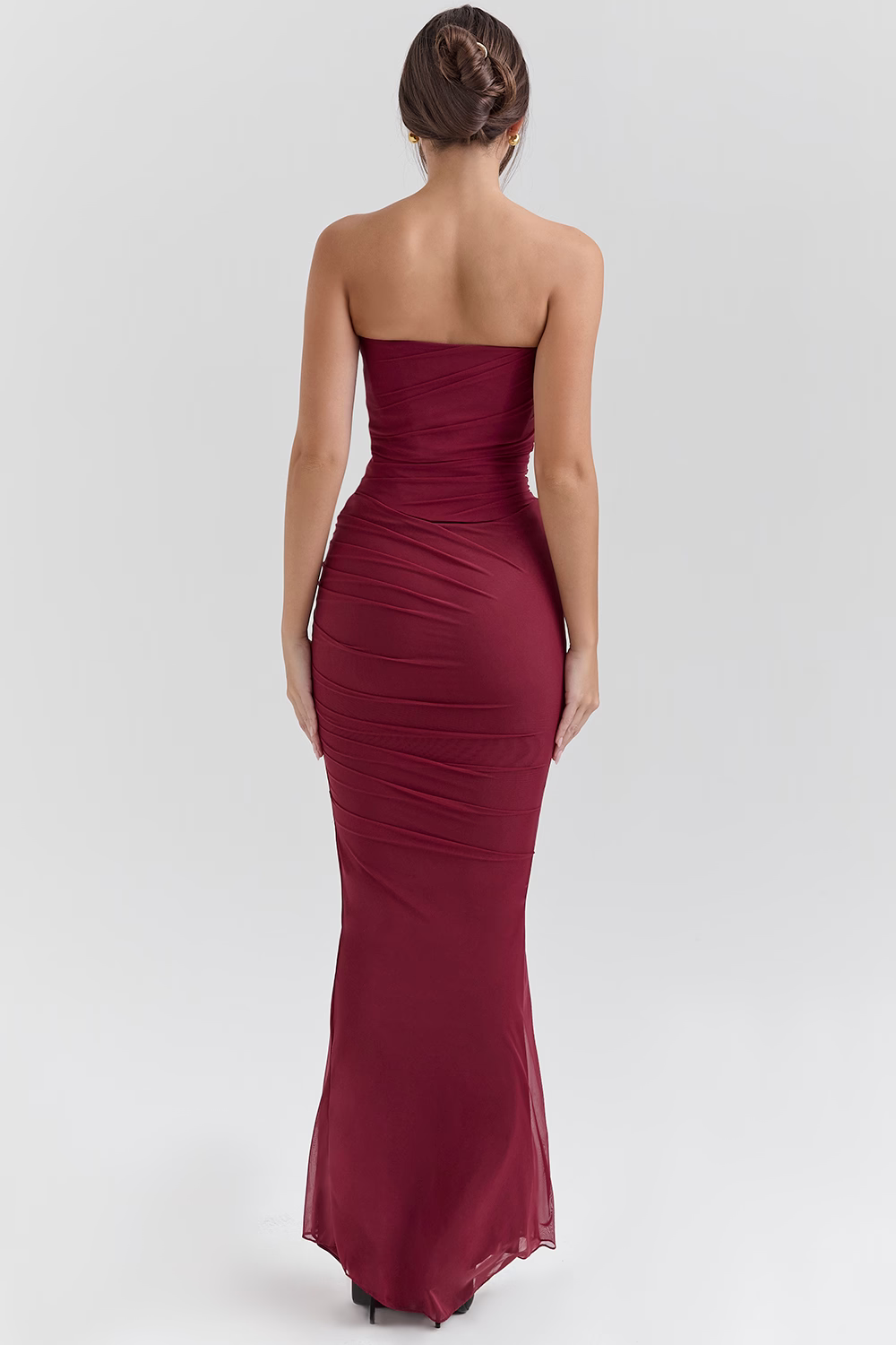 Fashionable long mesh corset midi dress, an elegant choice for women's evening wear.