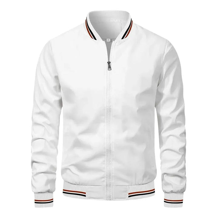Lightweight men's bomber jacket, perfect for spring/autumn. Stylish & comfortable casual outerwear.