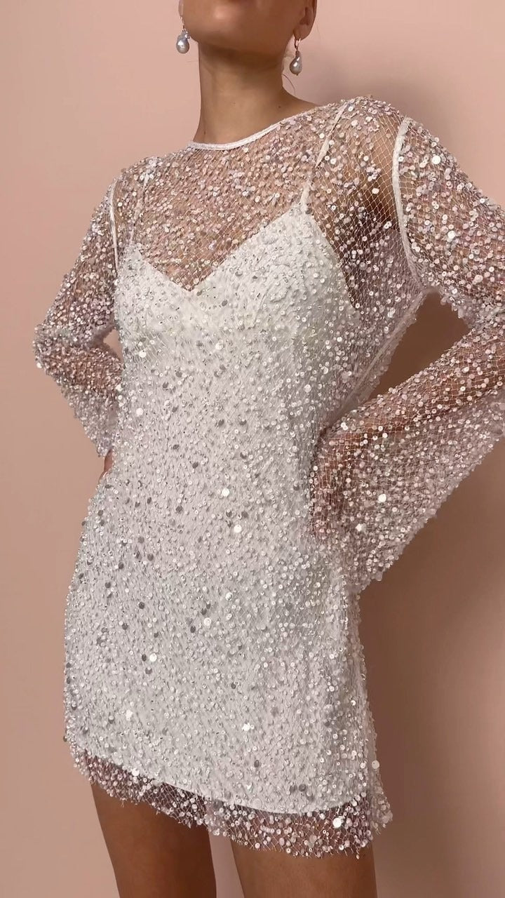 Luxurious women's pearl mesh two-piece sling dress, an elegant choice for cocktail parties & summer events.