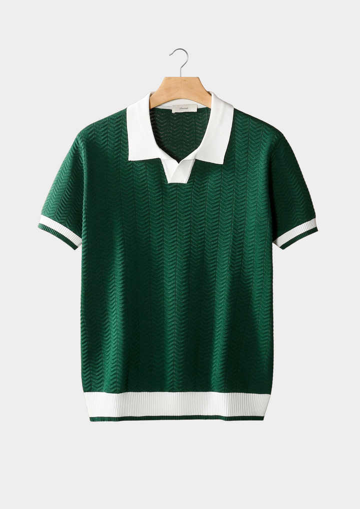 Men's knit polo shirt featuring a distinctive zigzag pattern & contrasting collar. Short sleeve for stylish casual wear.