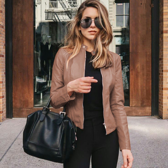 Sophisticated women's fashion jacket. Stylish long-sleeve outerwear for a modern, chic look.