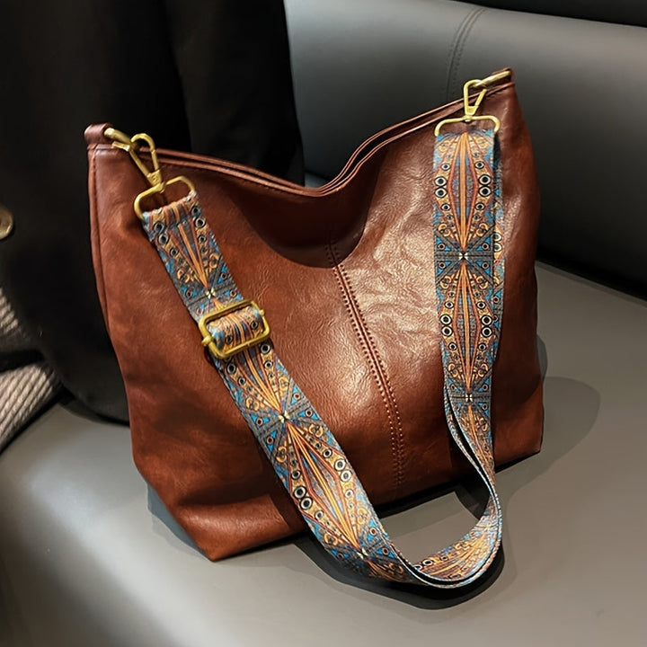 Spacious women's tote bag, an elegant everyday shoulder handbag for work or daily essentials.