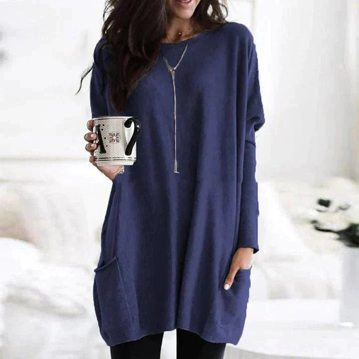 Everyday women's pocket tee in a relaxed fit, perfect for casual comfort and stylish wear.