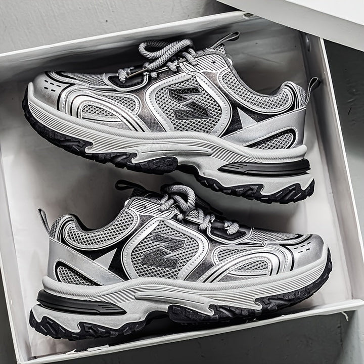 Unisex casual lace-up sneakers, ideal for street style and versatile everyday footwear. Comfortable walking shoes.