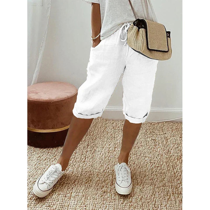 Stylish women's flowy wide leg pants, offering a relaxed fit for all-day comfort and versatile fashion looks.