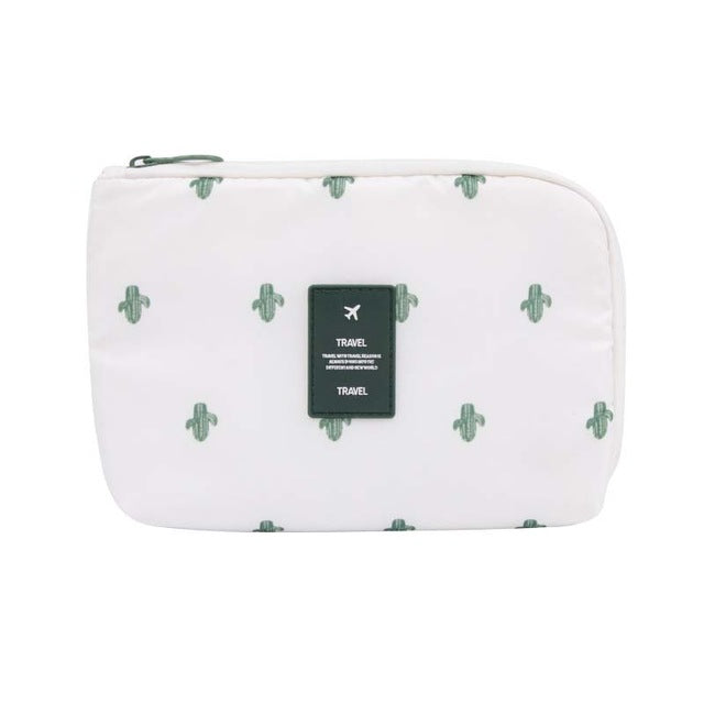 Compact cactus green waterproof nylon electronics organizer for travel & cable management.
