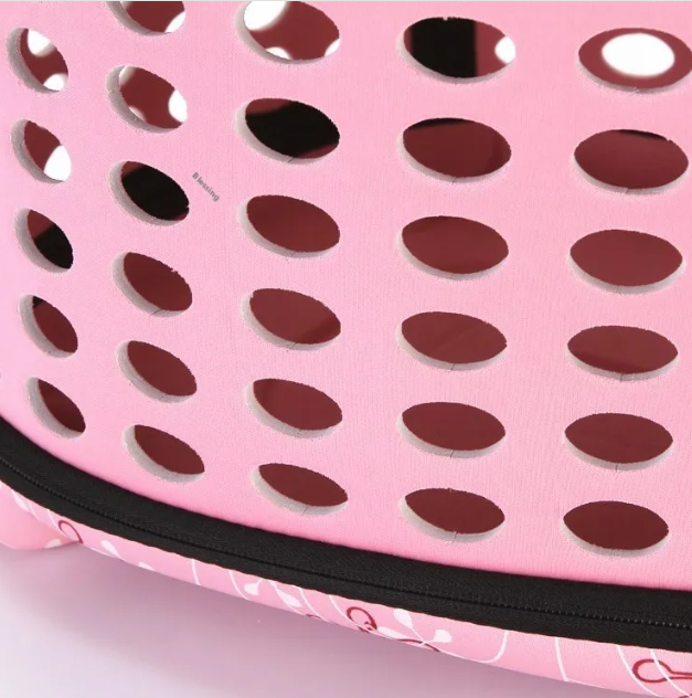 Easy-to-carry ventilated cat carrier bag ensures a stress-free journey for your pet. Top cat travel accessories.