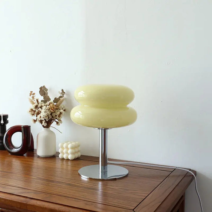 "Cordless LED table lamp, sleek design, adjustable brightness, modern aesthetics, compact size, energy-efficient lighting."