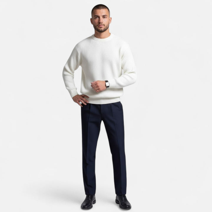 Effortless style men's thick-knit loose sweater, cozy Korean fashion for winter comfort.