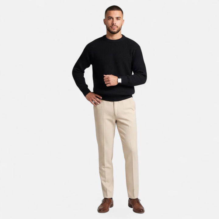 Men's casual thick-knit loose sweater for relaxed winter days & effortless style.