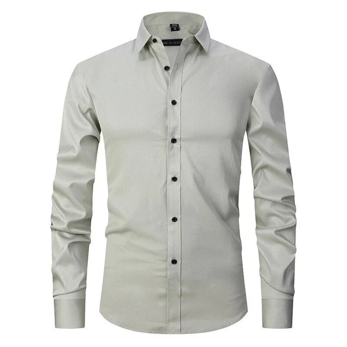 Versatile men's dress shirt: from formal meetings to casual evenings. A must-have wrinkle-resistant button-down.