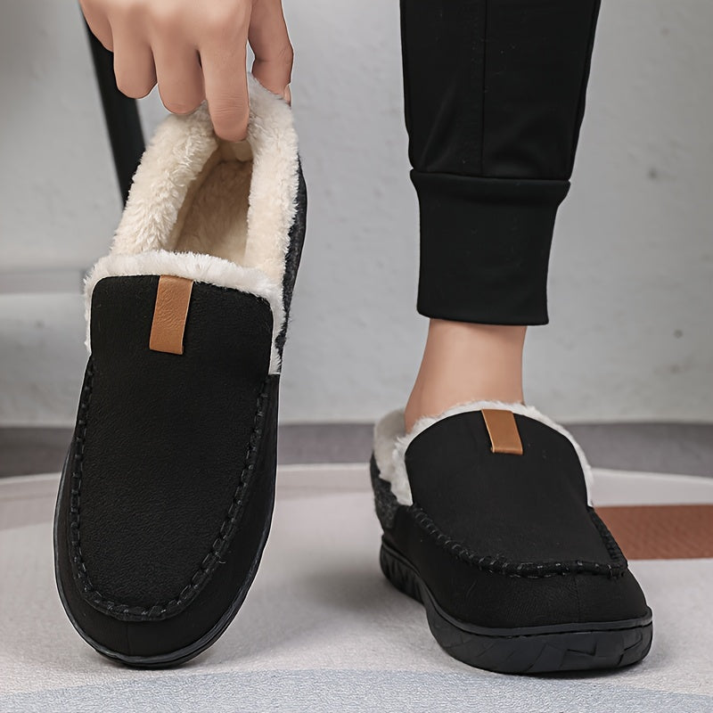 Luxurious men's slippers featuring a plush sheepskin lining for warmth & comfort. Ideal indoor footwear.