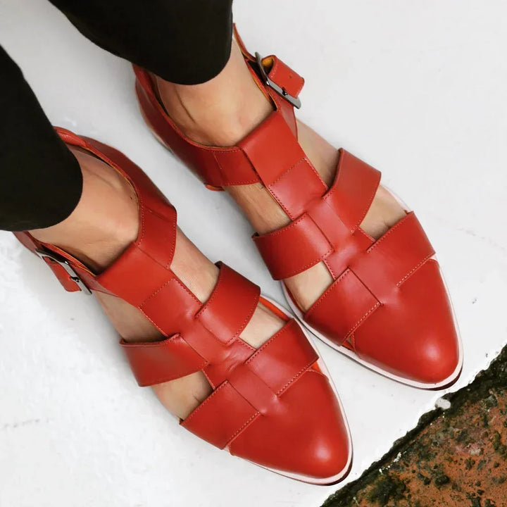 Stylish women's pointed woven summer sandals. Elegant, comfortable slip-on flats, versatile for any outfit.
