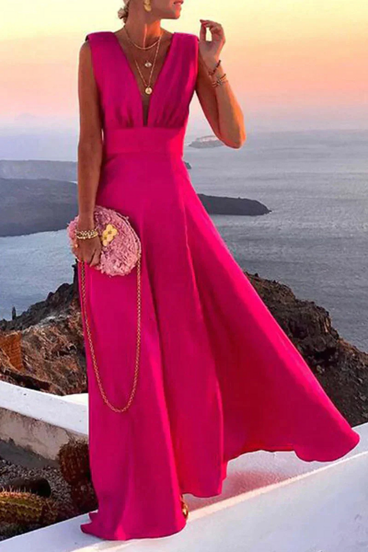 Stylish women's summer maxi dress for wedding guests. Elegant, comfortable, & versatile for spring formal parties.