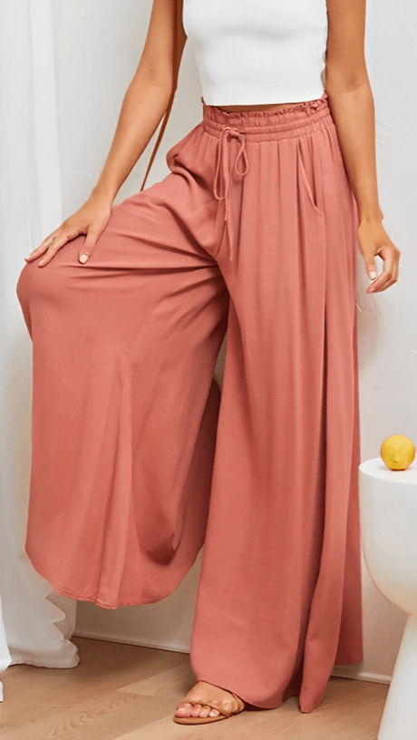Fashionable women's wide-leg trousers, a comfortable choice for spring, summer, autumn.
