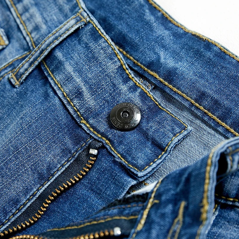 Blue denim classic shorts for men, ideal for everyday style and comfortable summer wear.